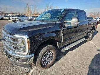 2025 Ford Super Duty F-250 Lariat Crew Cab Medium Bed