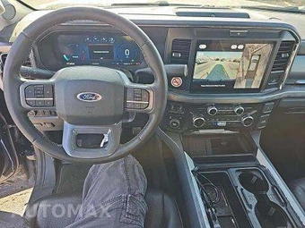2025 Ford Super Duty F-250 Lariat Crew Cab Medium Bed - miniatura 10