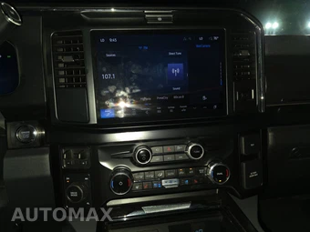 2025 Ford Super Duty F-250 Lariat Crew Cab Medium Bed - miniatura 11