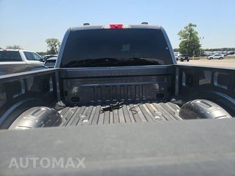 2025 Ford Super Duty F-250 Lariat Crew Cab Medium Bed - miniatura 16