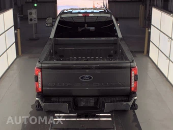 2025 Ford Super Duty F-250 Lariat Crew Cab Medium Bed - miniatura 5
