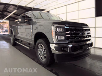 2025 Ford Super Duty F-250 Lariat Crew Cab Medium Bed - miniatura 3