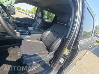 2025 Ford Super Duty F-250 Lariat Crew Cab Medium Bed - miniatura 6