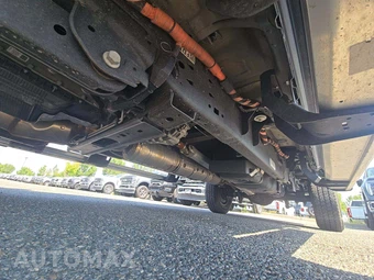 2025 Ford Super Duty F-250 Lariat Crew Cab Medium Bed - miniatura 7