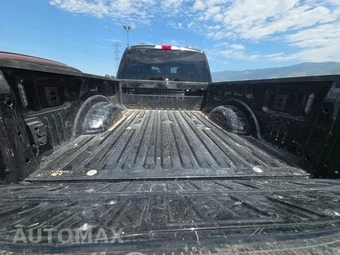 2025 Ford Super Duty F-250 Lariat Crew Cab Medium Bed - miniatura 16