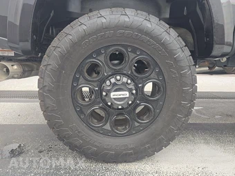 2025 Ford Super Duty F-250 LARIAT Crew Cab Medium Bed - miniatura 5