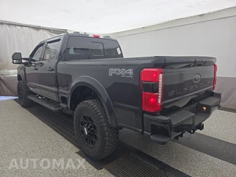 2025 Ford Super Duty F-250 LARIAT Crew Cab Medium Bed - miniatura 6