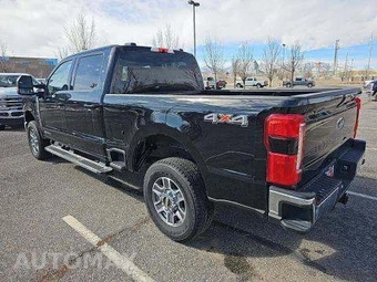 2025 Ford Super Duty F-250 Lariat Crew Cab Medium Bed - miniatura 2