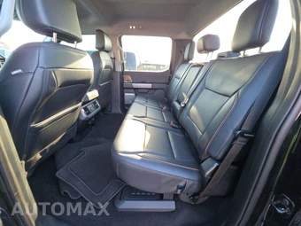 2025 Ford Super Duty F-250 Lariat Crew Cab Medium Bed - miniatura 13