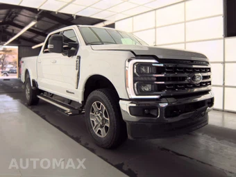 2025 Ford Super Duty F-250 Lariat Crew Cab Medium Bed - miniatura 3