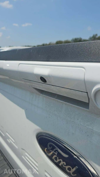 2025 Ford Super Duty F-250 Lariat Crew Cab Medium Bed - miniatura 21
