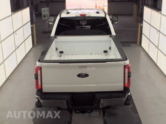 2025 Ford Super Duty F-250 Lariat Crew Cab Medium Bed - miniatura 5