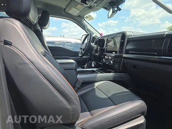 2025 Ford Super Duty F-250 Lariat Crew Cab Medium Bed - miniatura 8