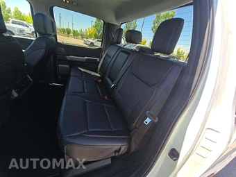 2025 Ford Super Duty F-250 Lariat Crew Cab Medium Bed - miniatura 13