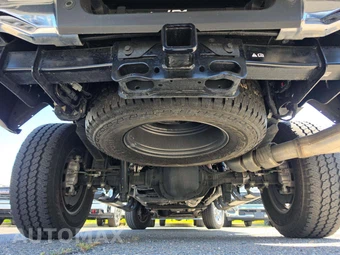 2025 Ford Super Duty F-250 Lariat Crew Cab Medium Bed - miniatura 15