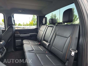 2025 Ford Super Duty F-250 Lariat Crew Cab Medium Bed - miniatura 13