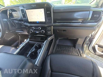 2025 Ford Super Duty F-250 Lariat Crew Cab Medium Bed - miniatura 19