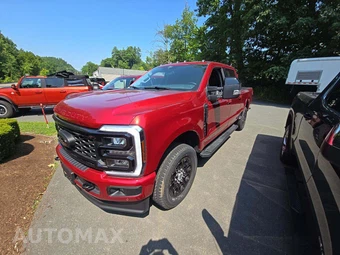 2025 Ford Super Duty F-250 LARIAT Crew Cab Medium Bed