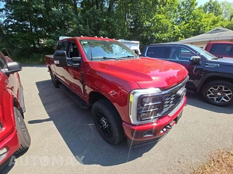 2025 Ford Super Duty F-250 LARIAT Crew Cab Medium Bed - miniatura 4