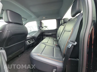 2025 Ford Super Duty F-250 Lariat Crew Cab Medium Bed - miniatura 13