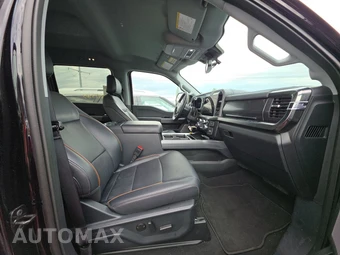 2025 Ford Super Duty F-250 Lariat Crew Cab Medium Bed - miniatura 8