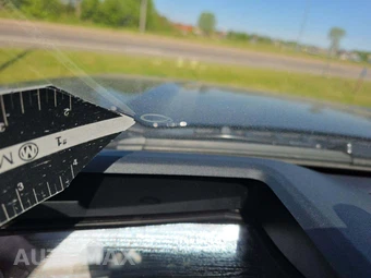 2025 Ford Super Duty F-250 LARIAT Crew Cab Medium Bed - miniatura 21