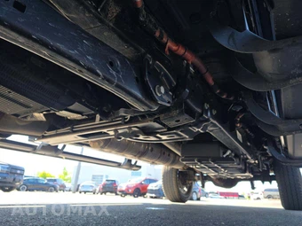2025 Ford Super Duty F-250 LARIAT Crew Cab Medium Bed - miniatura 7