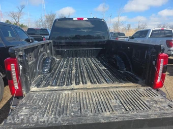 2025 Ford Super Duty F-250 LARIAT Crew Cab Medium Bed - miniatura 19