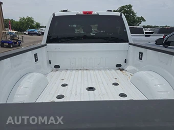 2025 Ford Super Duty F-250 Lariat Crew Cab Medium Bed - miniatura 16