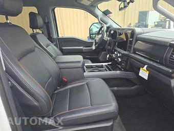 2025 Ford Super Duty F-250 Lariat Crew Cab Medium Bed - miniatura 8