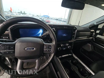 2025 Ford Super Duty F-250 Lariat Crew Cab Medium Bed - miniatura 11