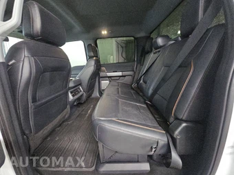 2025 Ford Super Duty F-250 Lariat Crew Cab Medium Bed - miniatura 13