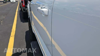 2025 Ford Super Duty F-250 Lariat Crew Cab Medium Bed - miniatura 20