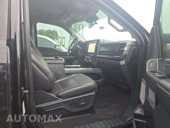 2025 Ford Super Duty F-250 Lariat Crew Cab Medium Bed - miniatura 18