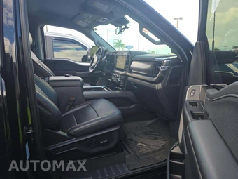 2025 Ford Super Duty F-250 Lariat Crew Cab Medium Bed - miniatura 18