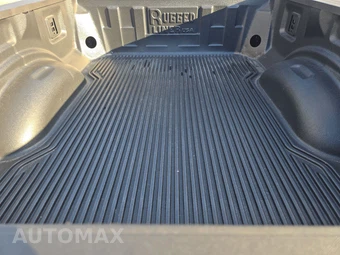 2025 Ford Super Duty F-250 Lariat Crew Cab Medium Bed - miniatura 16