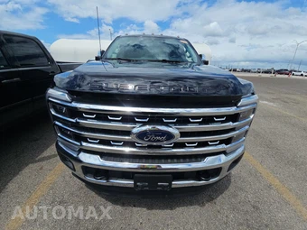 2025 Ford Super Duty F-250 Lariat Crew Cab Medium Bed - miniatura 2