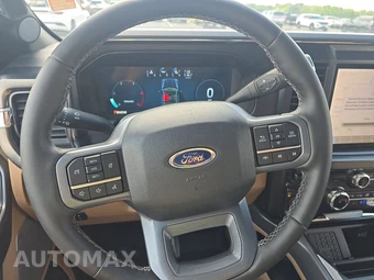 2025 Ford Super Duty F-250 Lariat Crew Cab Medium Bed - miniatura 10