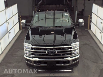 2025 Ford Super Duty F-250 Lariat Crew Cab Medium Bed - miniatura 2