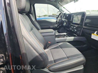 2025 Ford Super Duty F-250 Lariat Crew Cab Medium Bed - miniatura 8