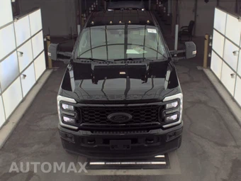 2025 Ford Super Duty F-250 Lariat Crew Cab Medium Bed - miniatura 2