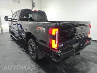 2025 Ford Super Duty F-250 Platinum Crew Cab Long Bed - miniatura 6