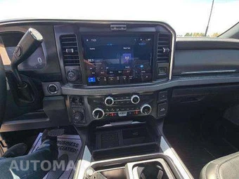 2025 Ford Super Duty F-250 Platinum Crew Cab Medium Bed - miniatura 11