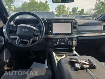 2025 Ford Super Duty F-250 Platinum Crew Cab Medium Bed - miniatura 14