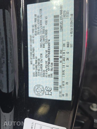 2025 Ford Super Duty F-250 Platinum Crew Cab Medium Bed - miniatura 17
