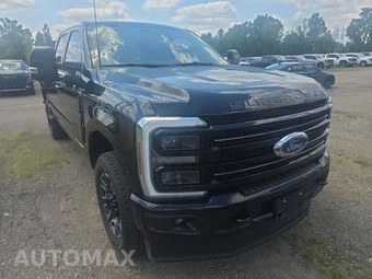 2025 Ford Super Duty F-250 Platinum Crew Cab Medium Bed - miniatura 3