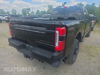 2025 Ford Super Duty F-250 Platinum Crew Cab Medium Bed - miniatura 4