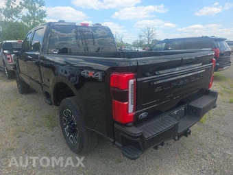 2025 Ford Super Duty F-250 Platinum Crew Cab Medium Bed - miniatura 6
