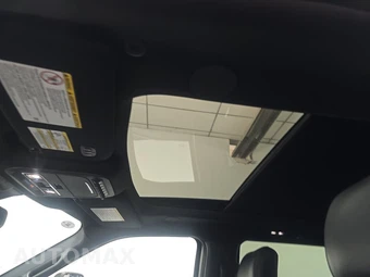 2025 Ford Super Duty F-250 Platinum Crew Cab Medium Bed - miniatura 17