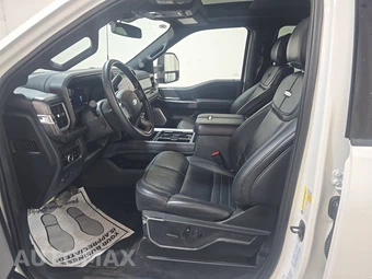 2025 Ford Super Duty F-250 Platinum Crew Cab Medium Bed - miniatura 7
